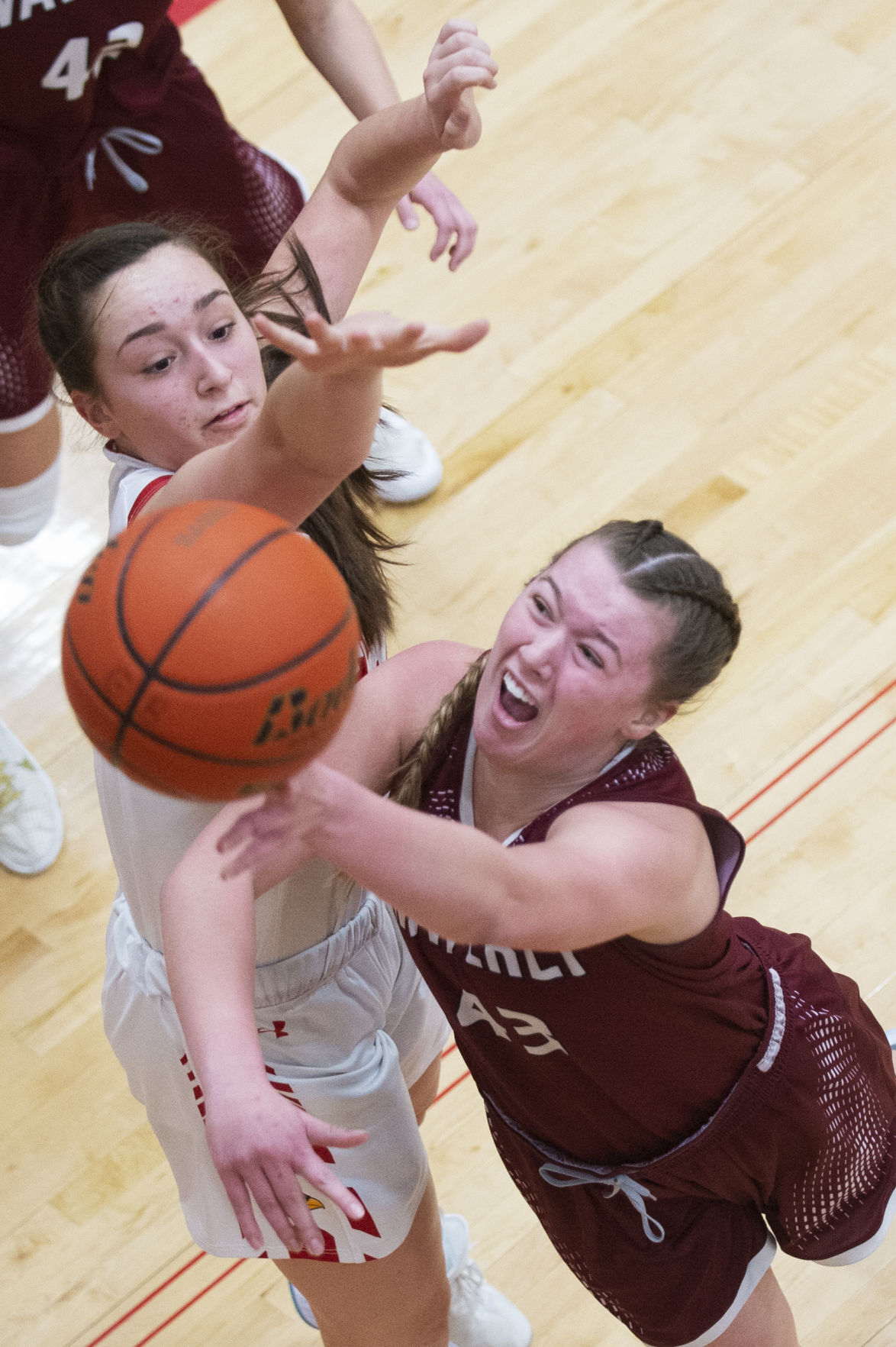 Waverly vs. Crete, 2.20